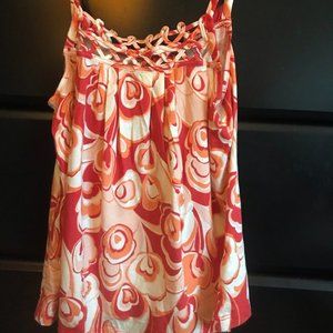 Pretty sleeveless flowy camisole